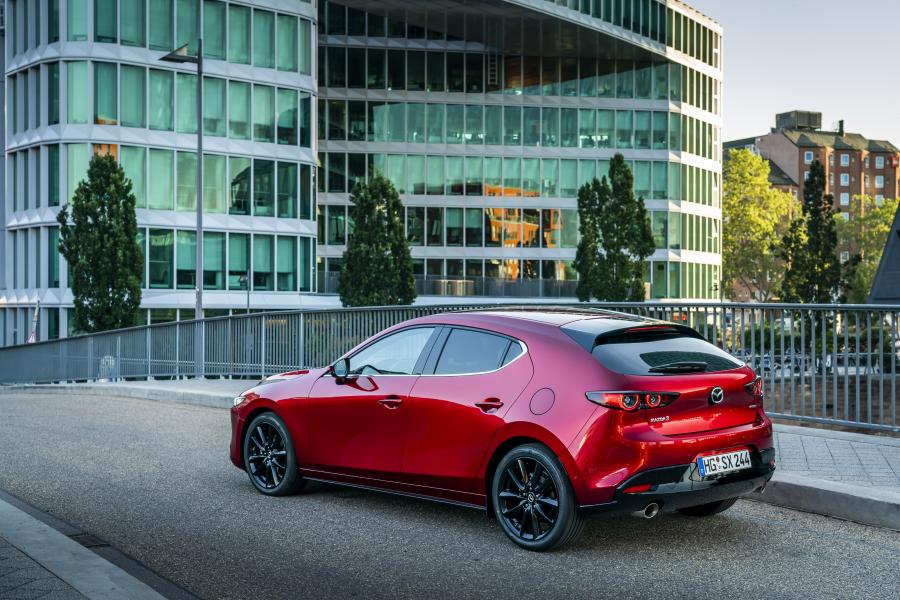  Mazda3 Skyactiv-X Hatchback (BP) 2019 года  (WW) (фото 14 из 34)